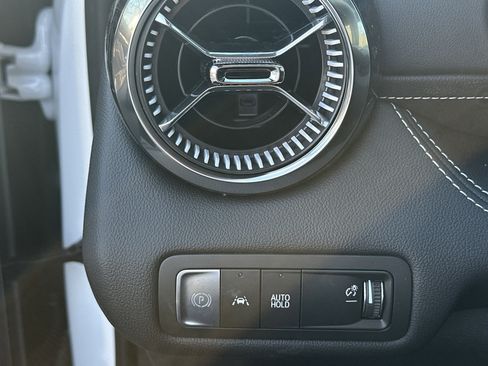 New 2026 Chevrolet Blazer EV LT image 24