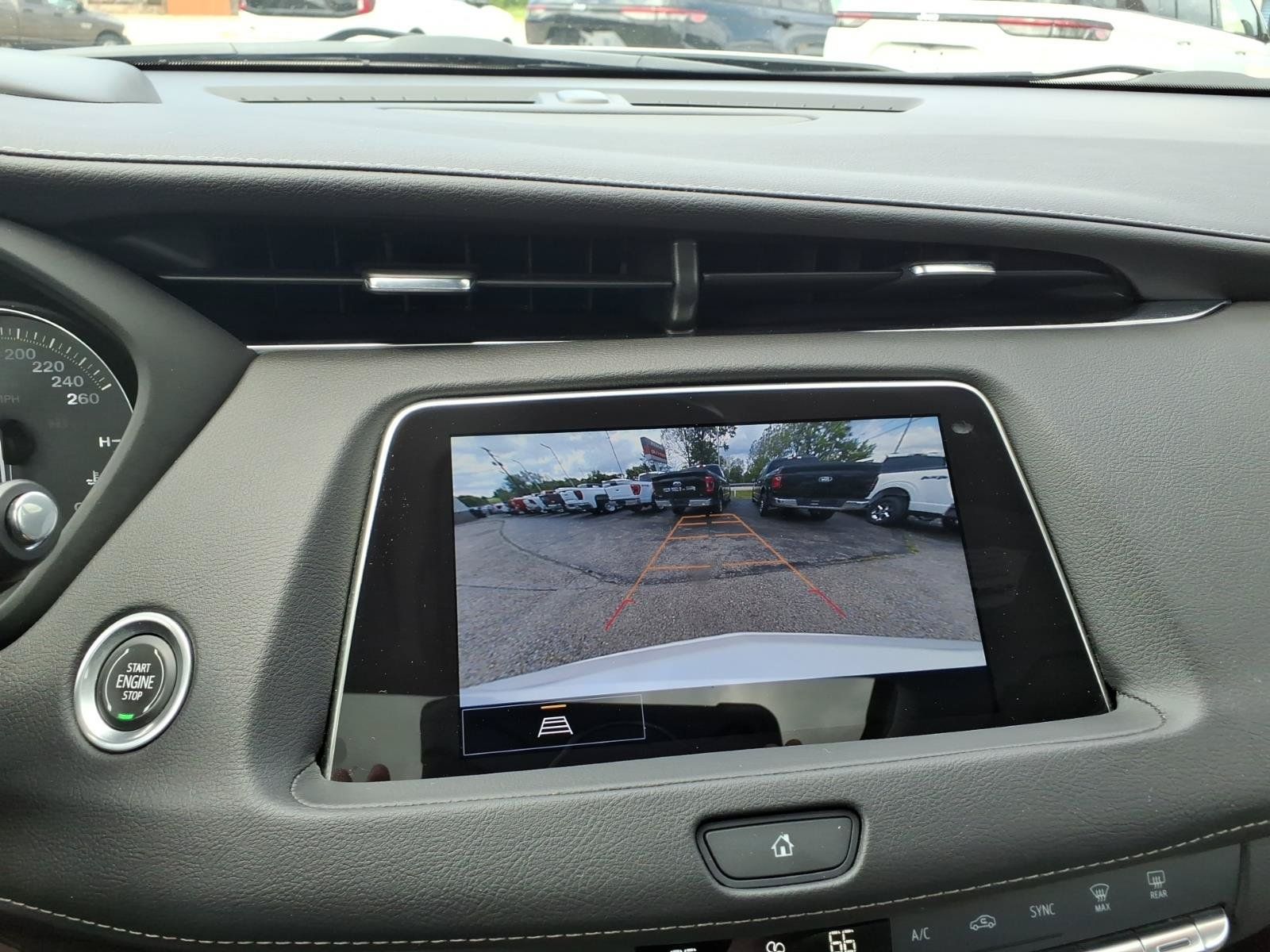Used 2023 Cadillac XT4 Premium Luxury w/ Sun And Sound Package AWD/4WD image 10