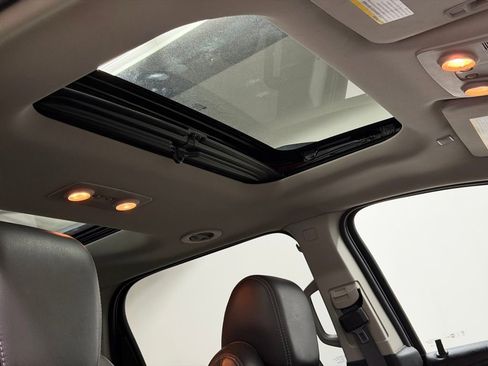 Used 2017 GMC Acadia Limited SLT image 22