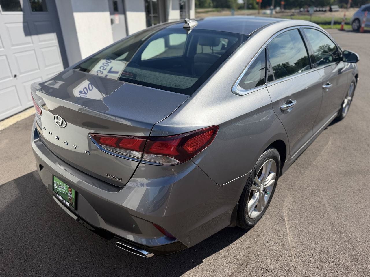 Used 2018 Hyundai Sonata Limited FWD image 10