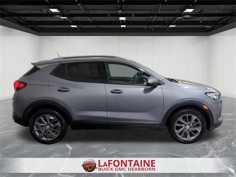 Used 2023 Buick Encore GX Essence w/ Experience Buick Package image 9
