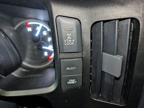 Used 2012 Honda Ridgeline Sport image 38