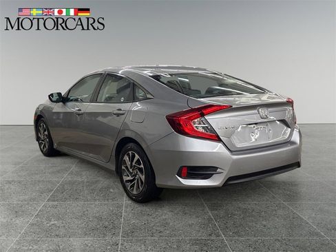 Used 2016 Honda Civic EX image 5