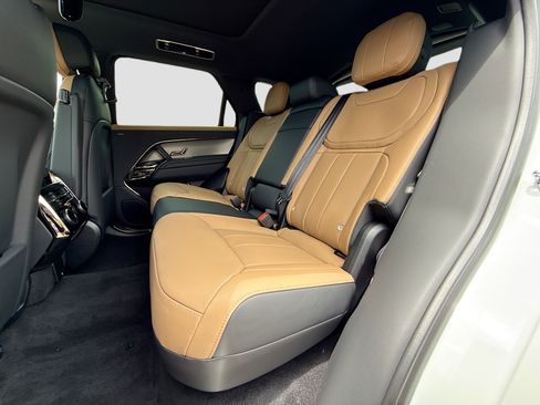 New 2026 Land Rover Range Rover Sport Dynamic SE AWD/4WD image 21