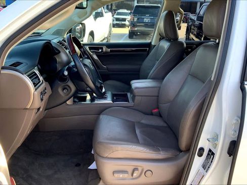 Used 2018 Lexus GX 460 Premium image 8