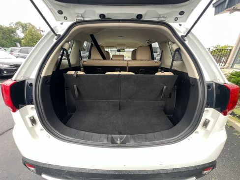 Used 2017 Mitsubishi Outlander SEL AWD/4WD image 16