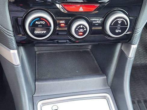 Used 2020 Subaru Forester Premium AWD/4WD image 19