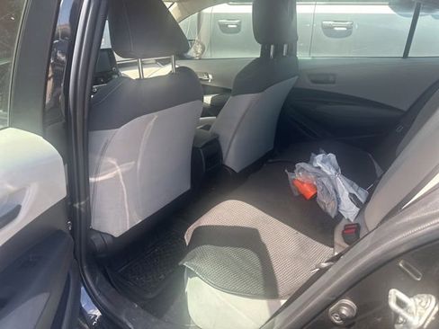 Used 2022 Toyota Corolla LE FWD image 7