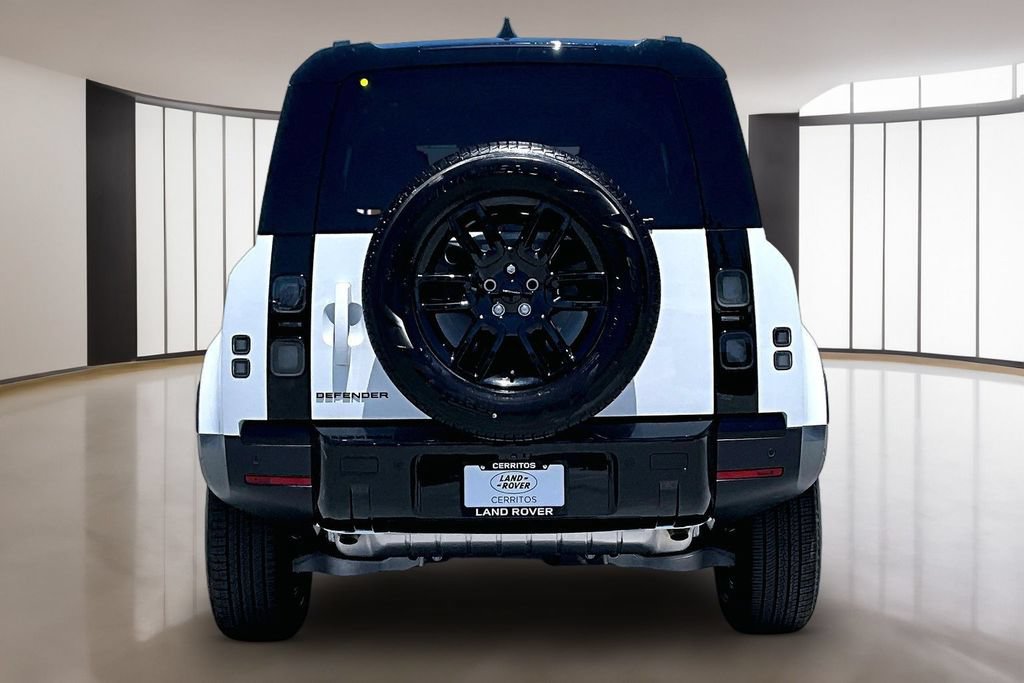 New 2026 Land Rover Defender 110 S AWD/4WD image 4