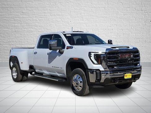 New 2026 GMC Sierra 3500 SLT w/ SLT Premium Package image 6