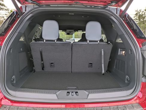New 2026 Ford Explorer ST-Line w/ ST-Line Street Pack RWD image 13