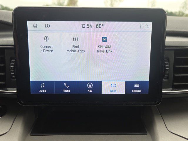 Used 2023 Ford Explorer XLT w/ Equipment Group 202A AWD/4WD image 32