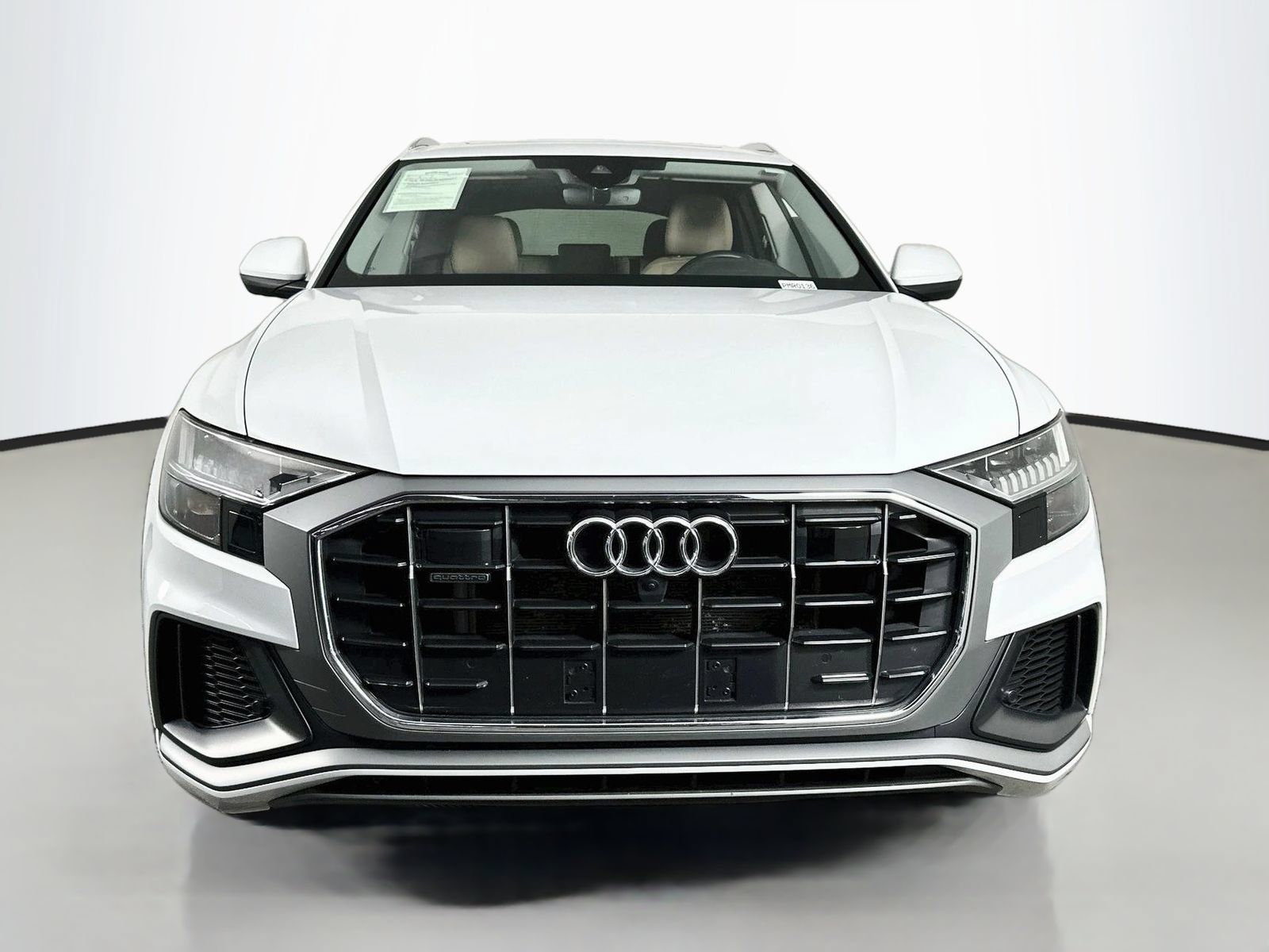 Used 2023 Audi Q8 Premium Plus w/ Premium Plus Package AWD/4WD image 2