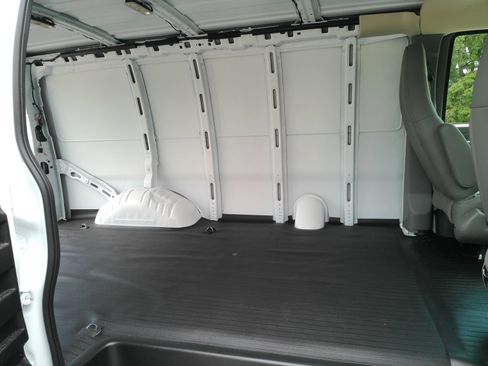 Certified 2025 Chevrolet Express 2500 w/ Driver Convenience Package RWD image 13