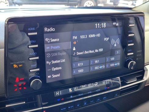 Used 2024 Toyota Sienna XLE image 22