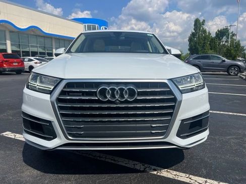 Used 2017 Audi Q7 3.0T Prestige AWD/4WD image 3