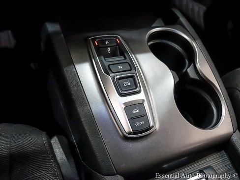 Used 2022 Honda Pilot Sport image 24