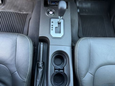 Used 2020 Nissan Frontier PRO-4X AWD/4WD image 23