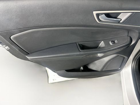 Used 2024 Ford Edge SEL image 26