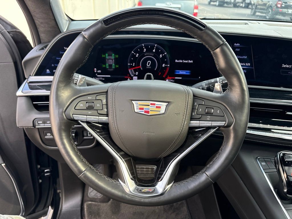 Used 2024 Cadillac Escalade ESV V w/ LPO, ONYX Package AWD/4WD image 12