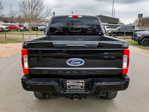 Used 2019 Ford F250 Lariat w/ Lariat Ultimate Package image 58