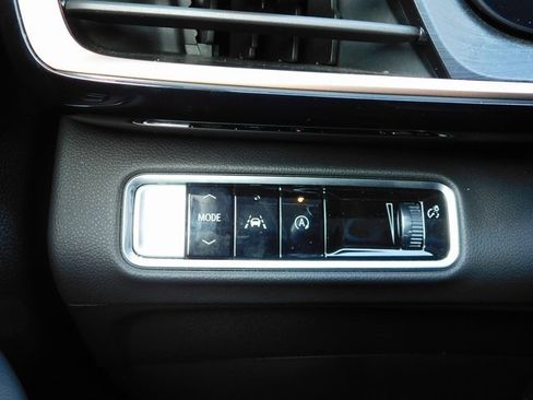 Certified 2025 Buick Envision Sport Touring image 27