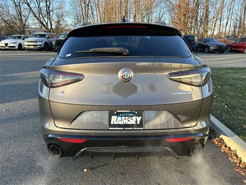 New 2025 Alfa Romeo Stelvio Sprint image 7