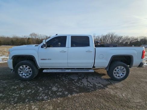 Used 2018 GMC Sierra 2500 SLT image 5