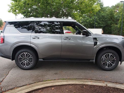 New 2026 Nissan Armada Platinum image 8
