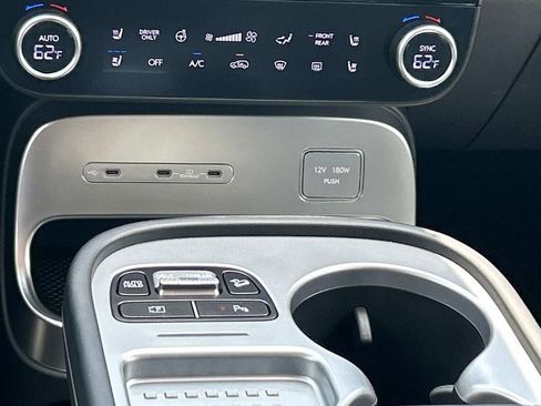 New 2026 Hyundai Ioniq 9 SEL image 27