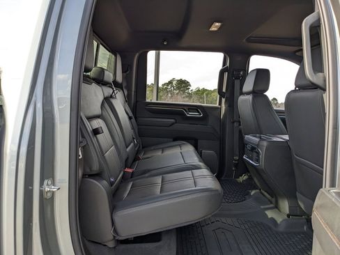 Used 2024 Chevrolet Silverado 2500 High Country w/ High Country Premium Package image 52