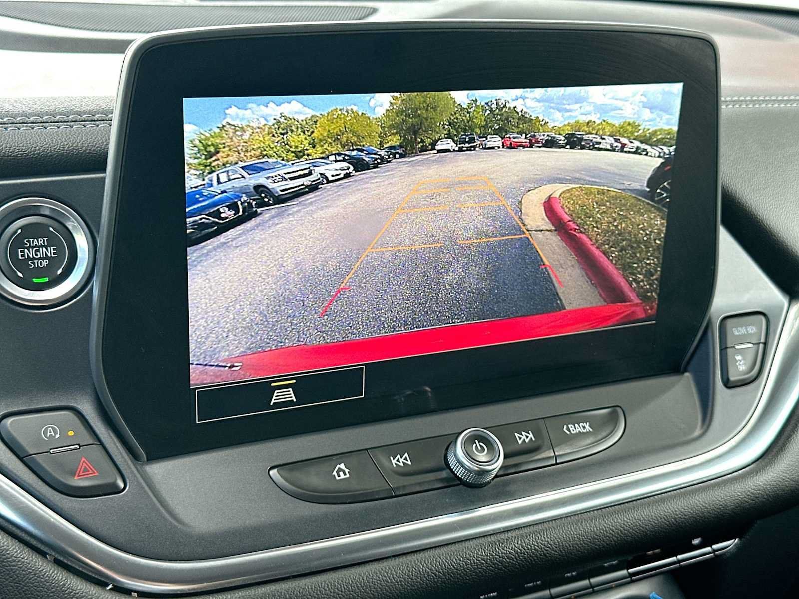 Used 2025 Chevrolet Blazer LT FWD image 20