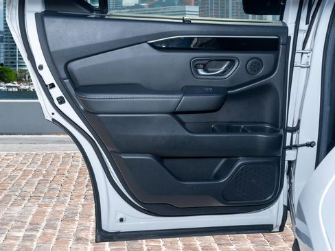 Certified 2024 Honda Pilot EX-L image 14