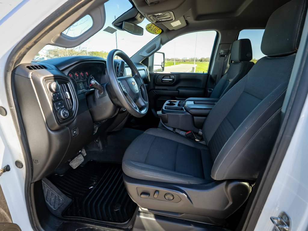 Used 2024 Chevrolet Silverado 2500 Custom w/ Custom Convenience Package AWD/4WD image 17