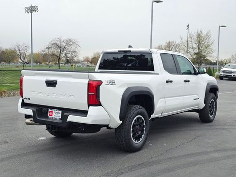 New 2026 Toyota Tacoma TRD Off-Road AWD/4WD image 5