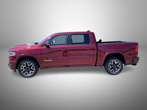 Used 2025 RAM 1500 Laramie w/ Sport Appearance Package AWD/4WD image 8