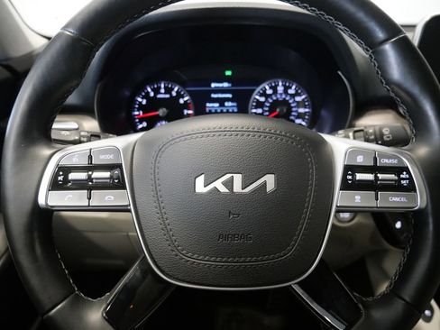 Used 2022 Kia Telluride SX w/ SX Prestige Package AWD/4WD image 18