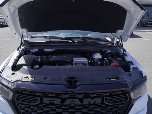 Certified 2026 RAM 1500 Big Horn AWD/4WD image 5