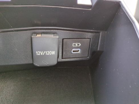 Used 2024 Toyota Corolla LE FWD image 34