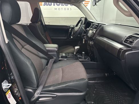 Used 2019 Toyota 4Runner TRD Off-Road AWD/4WD image 20