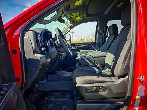 New 2026 GMC Sierra 3500 SLE w/ SLE Value Package AWD/4WD image 11