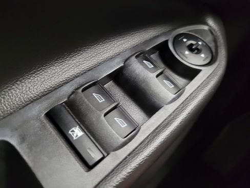 Used 2017 Ford Escape SE AWD/4WD image 27