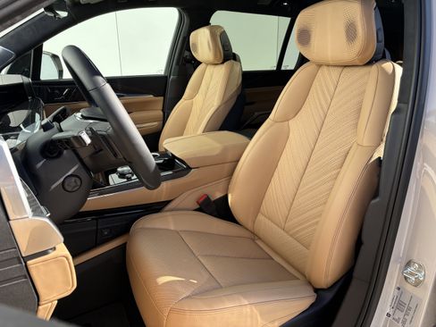 New 2026 Cadillac Escalade IQ Sport 2 w/ LPO, ONYX Package image 13