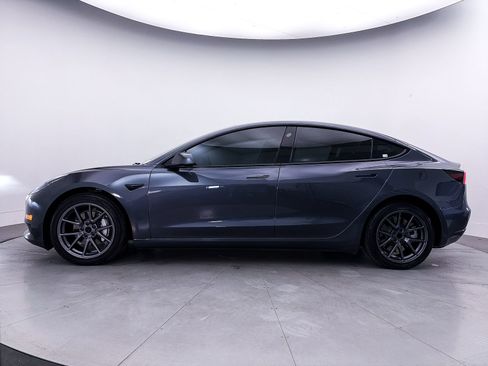 Used 2023 Tesla Model 3 Standard Range RWD image 35