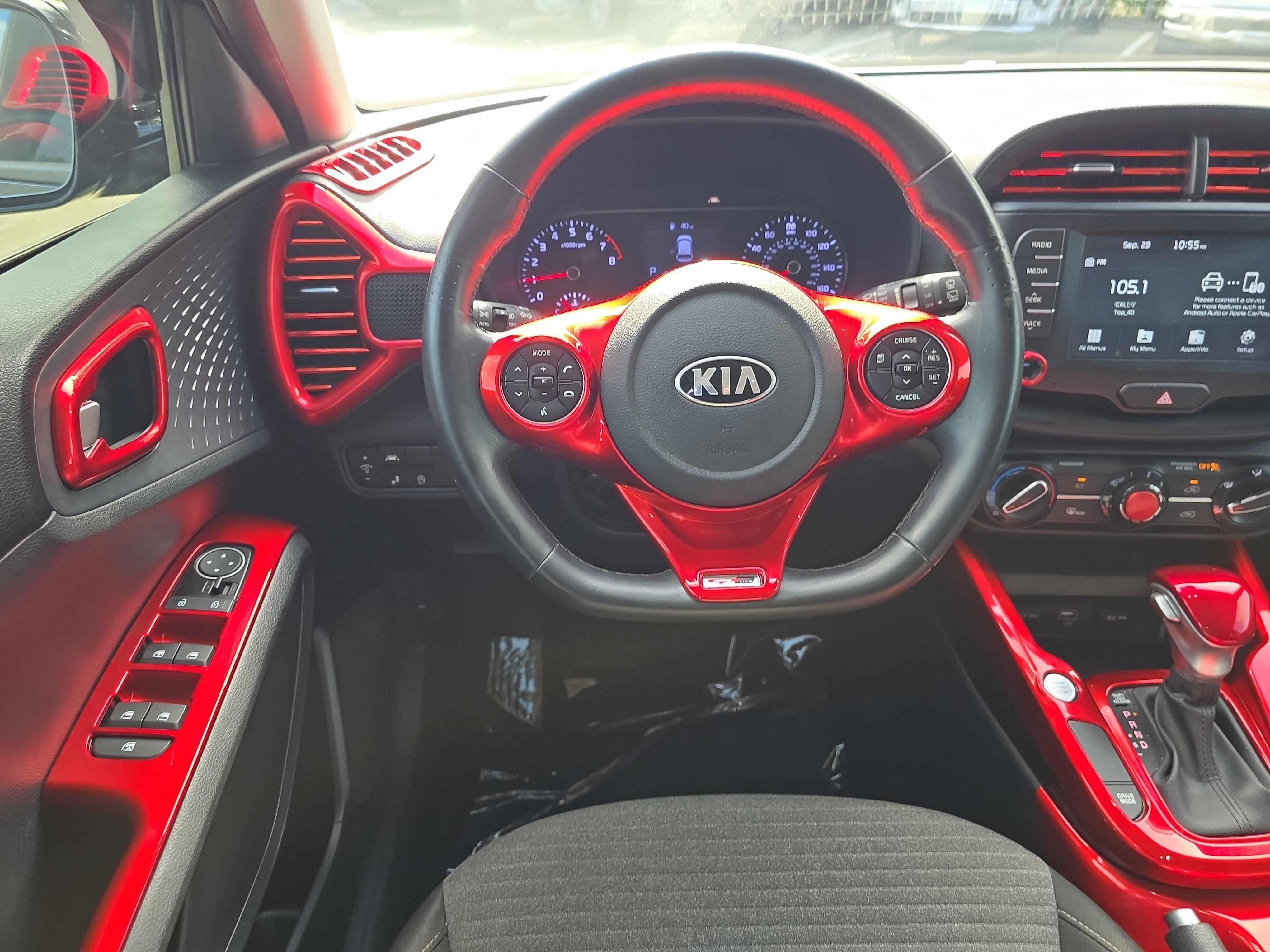 Used 2020 Kia Soul GT-Line w/ GT 2.0L Power Sunroof Package FWD image 13