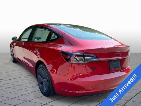Used 2023 Tesla Model 3 Standard Range RWD image 5