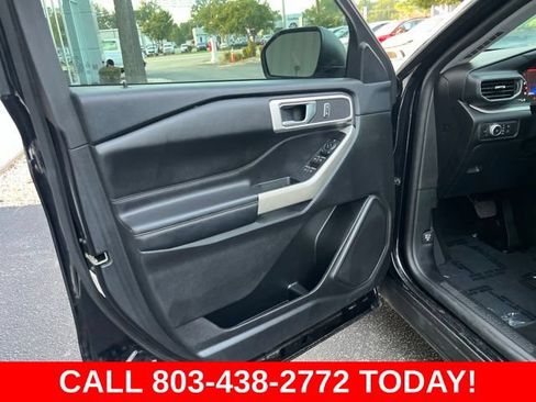 Used 2022 Ford Explorer XLT w/ Equipment Group 202A RWD image 5