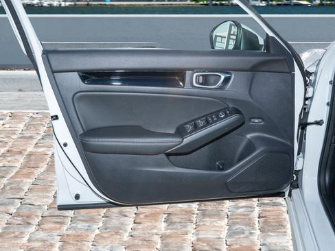 Certified 2023 Honda Civic Touring image 10