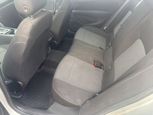 Used 2018 Buick Regal Preferred image 13