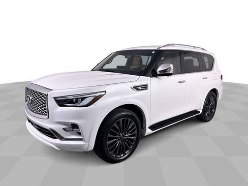 Used 2024 INFINITI QX80 Sensory w/ Cargo Package image 4